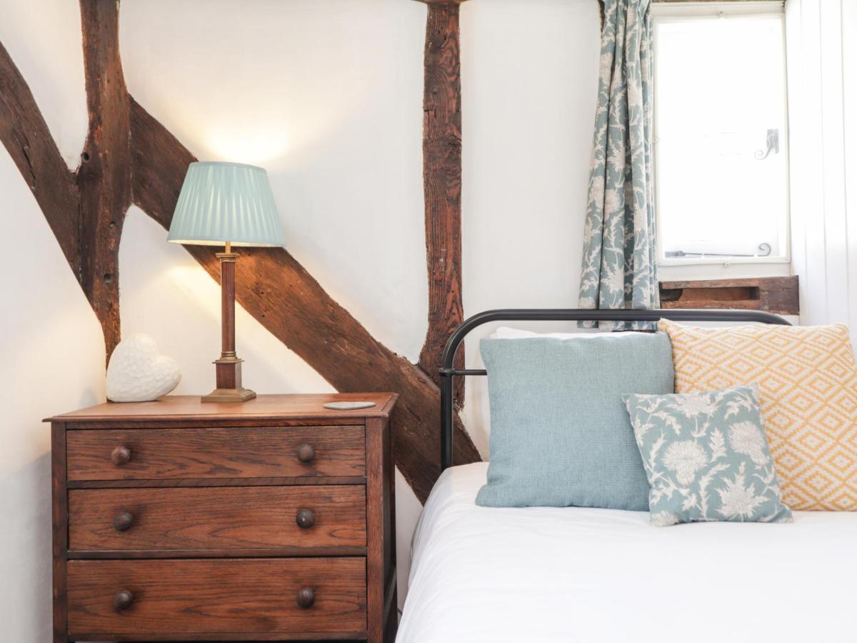 Tudor Cottage Sandwich Extérieur photo